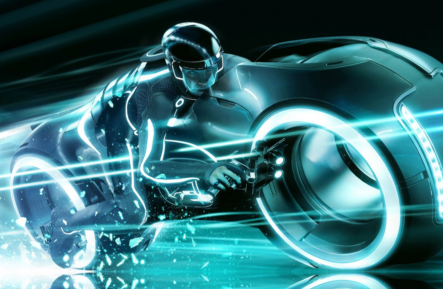 phygital immagine tratta dal film tron motocicletta