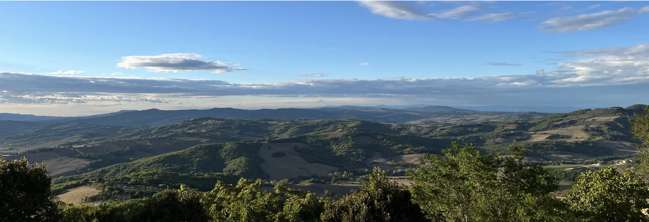 Vista panoramica tra i colli di Radicondoli Siena